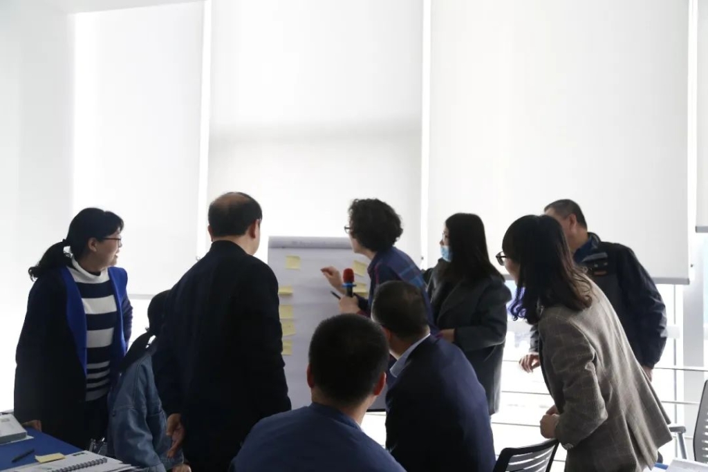 77���� �C ȫ����ȫ����̬�ȵ���������ֱ��ƽ̨