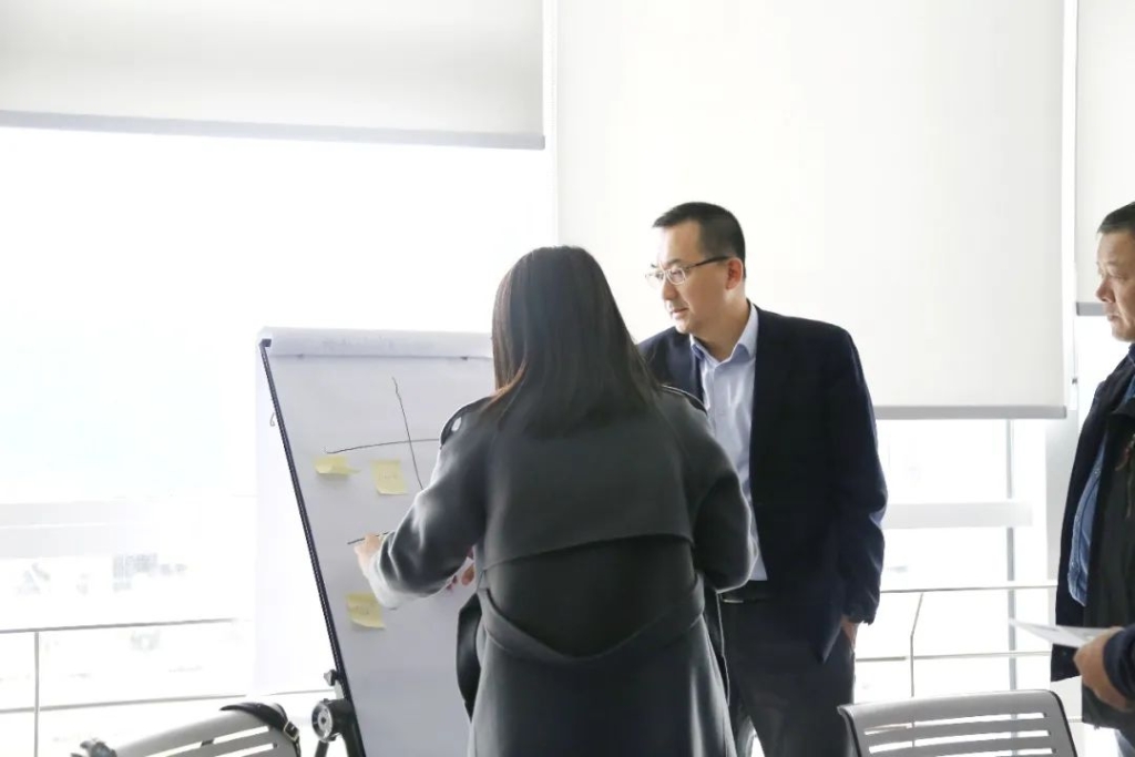 77���� �C ȫ����ȫ����̬�ȵ���������ֱ��ƽ̨